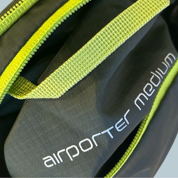 Osprey Airport Bag - Medium - Picture 6 of 6